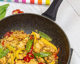 Royalty Line RL-FWN28 wok sa staklenim poklopcem 28 cm, 3,7 l – prikaz posuđa 8